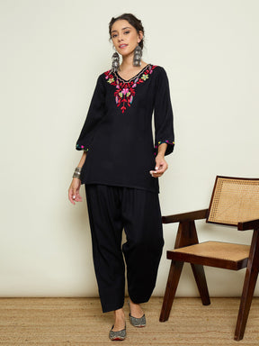 Black Woollen Embroidered V-Neck Short Kurta With Farshi Salwar-Shae By SASSAFRAS