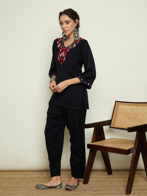 Black Woollen Embroidered V-Neck Short Kurta With Farshi Salwar-Shae By SASSAFRAS
