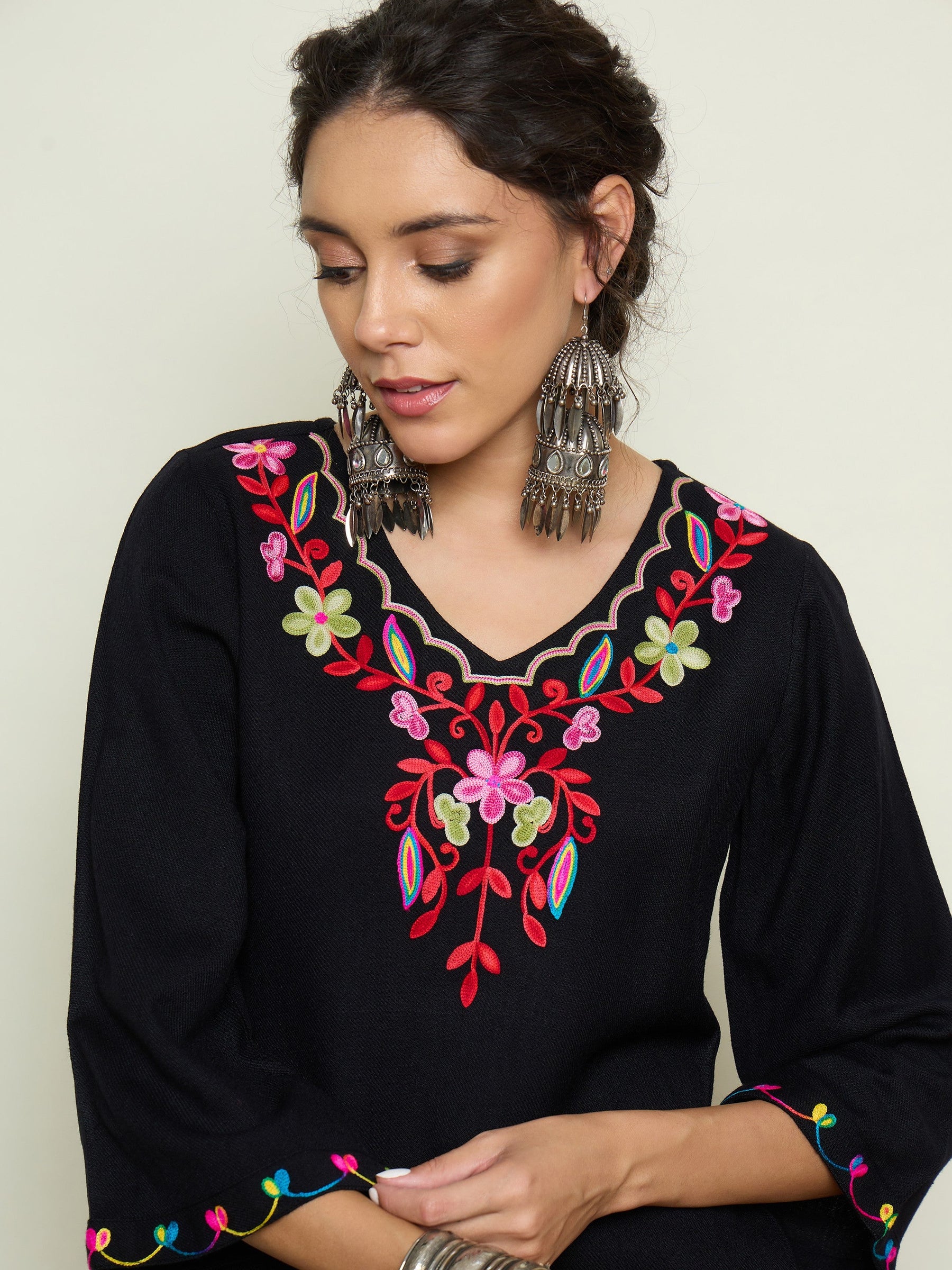 Black Woollen Embroidered V-Neck Short Kurta With Farshi Salwar-Shae By SASSAFRAS