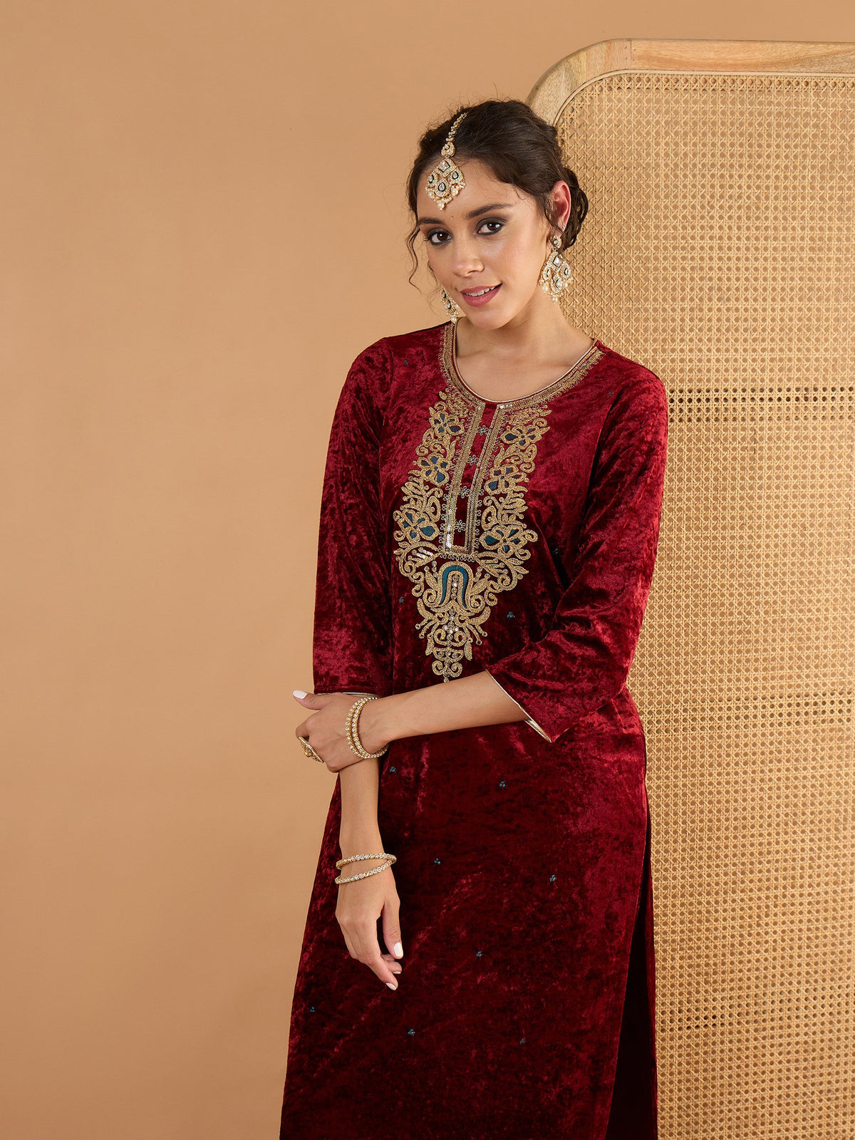 Maroon Velvet Embroidered Straight Kurta With Straight Pants -Shae By SASSAFRAS