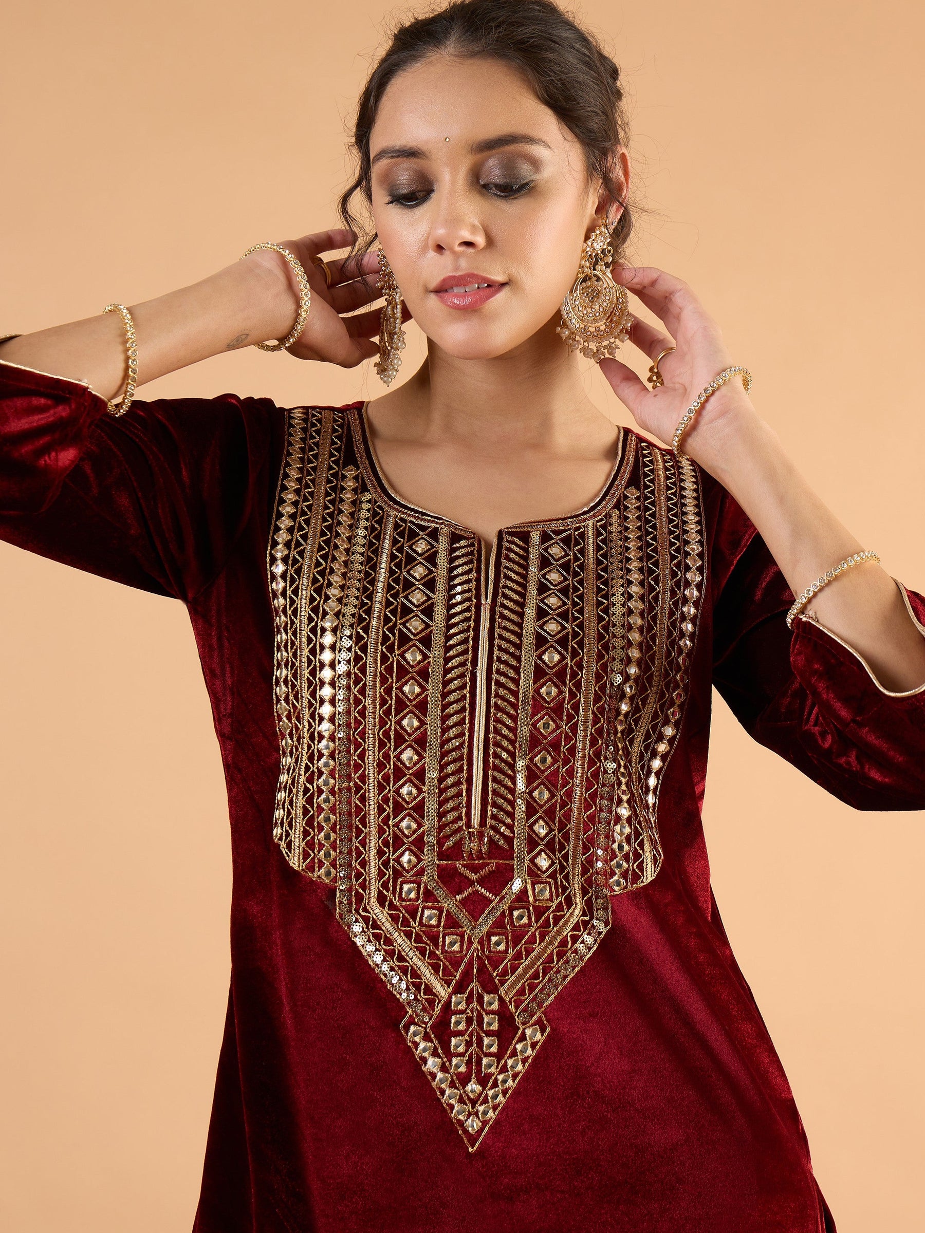 Maroon Velvet Embroidered Short Kurta With Farshi Salwar-Shae By SASSAFRAS