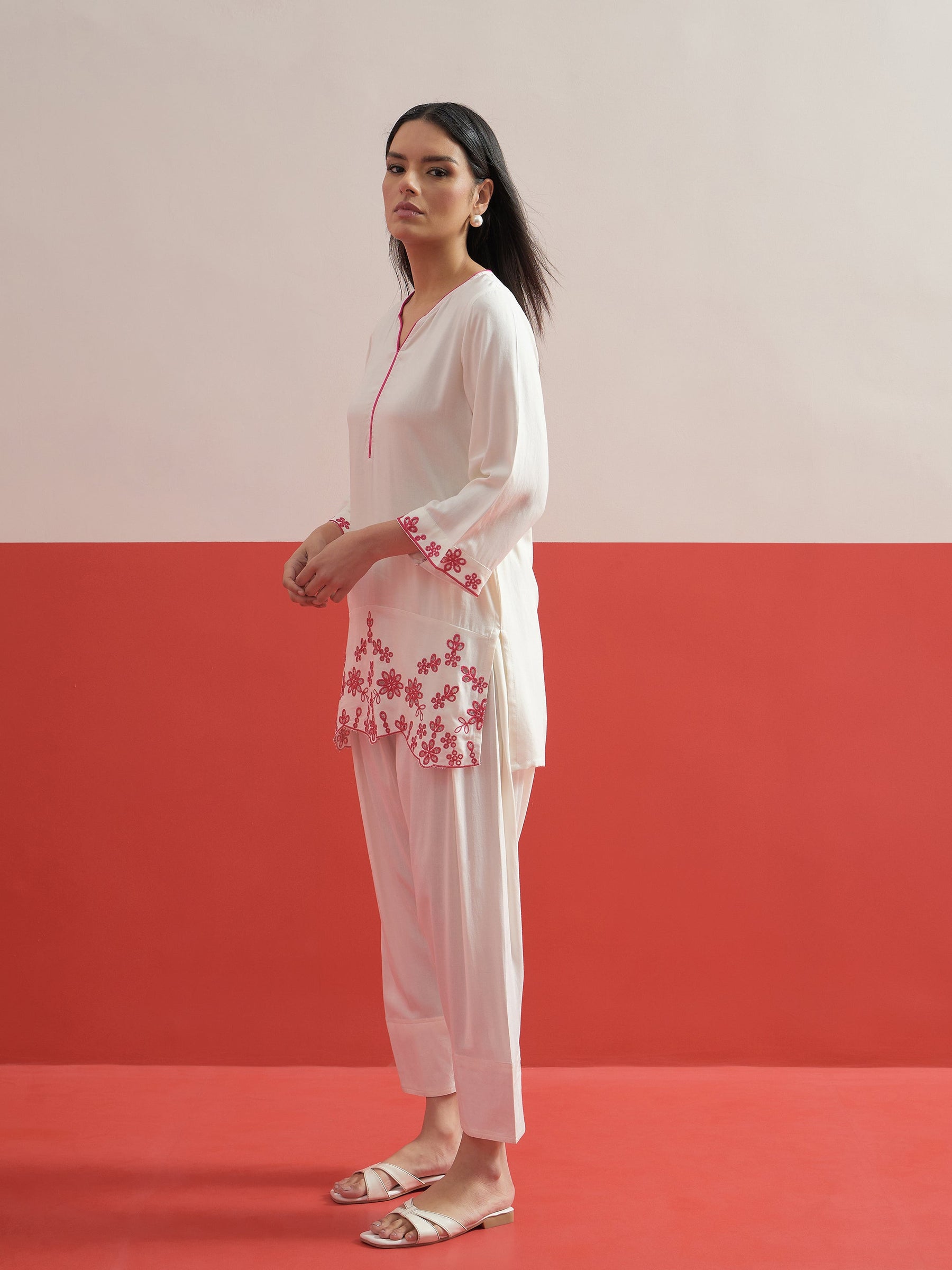 White Thread Embroidered Short Kurti With Farshi Salwar-Shae by SASSAFRAS