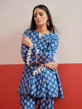 Blue Floral Choga Kurta With Farshi Salwar-Shae by SASSAFRAS