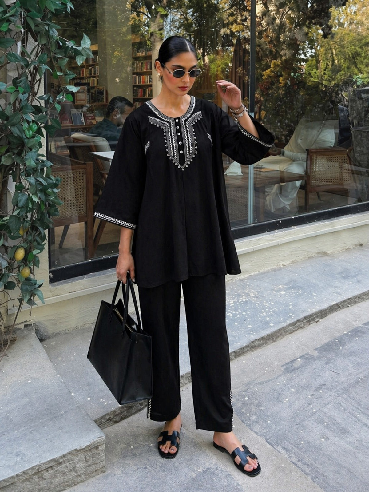 Black Embroidered Choga Kurta With Pencil Pants-Shae by SASSAFRAS