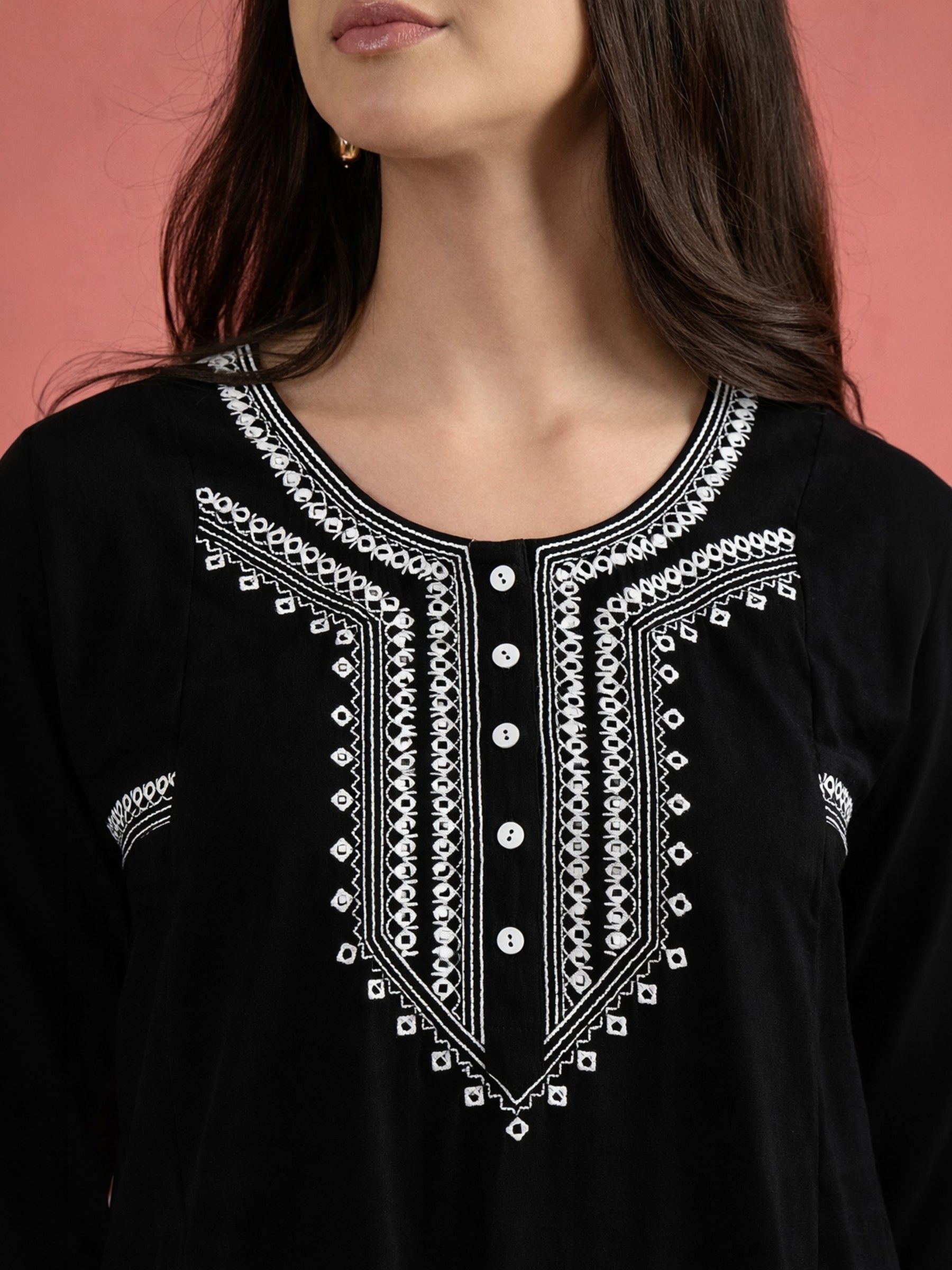 Black Embroidered Choga Kurta With Pencil Pants-Shae by SASSAFRAS