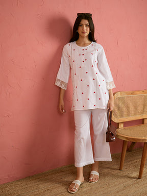 White Heart Embroidery Short Kurta With Straight Pants-Shae by SASSAFRAS
