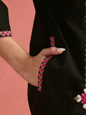 Women Black Embroidered Short Kurta With Farshi Salwar