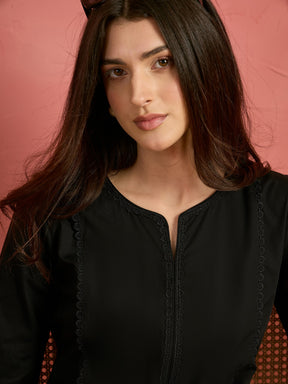 Black Solid Short Kurta With Heart Print Farshi Salwar-Shae by SASSAFRAS