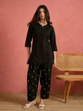 Women Black Solid Short Kurta With Heart Print Farshi Salwar