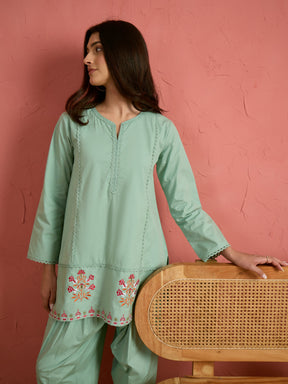 Sea Green Embroidered Short Kurta With Farshi Salwar-Shae by SASSAFRAS