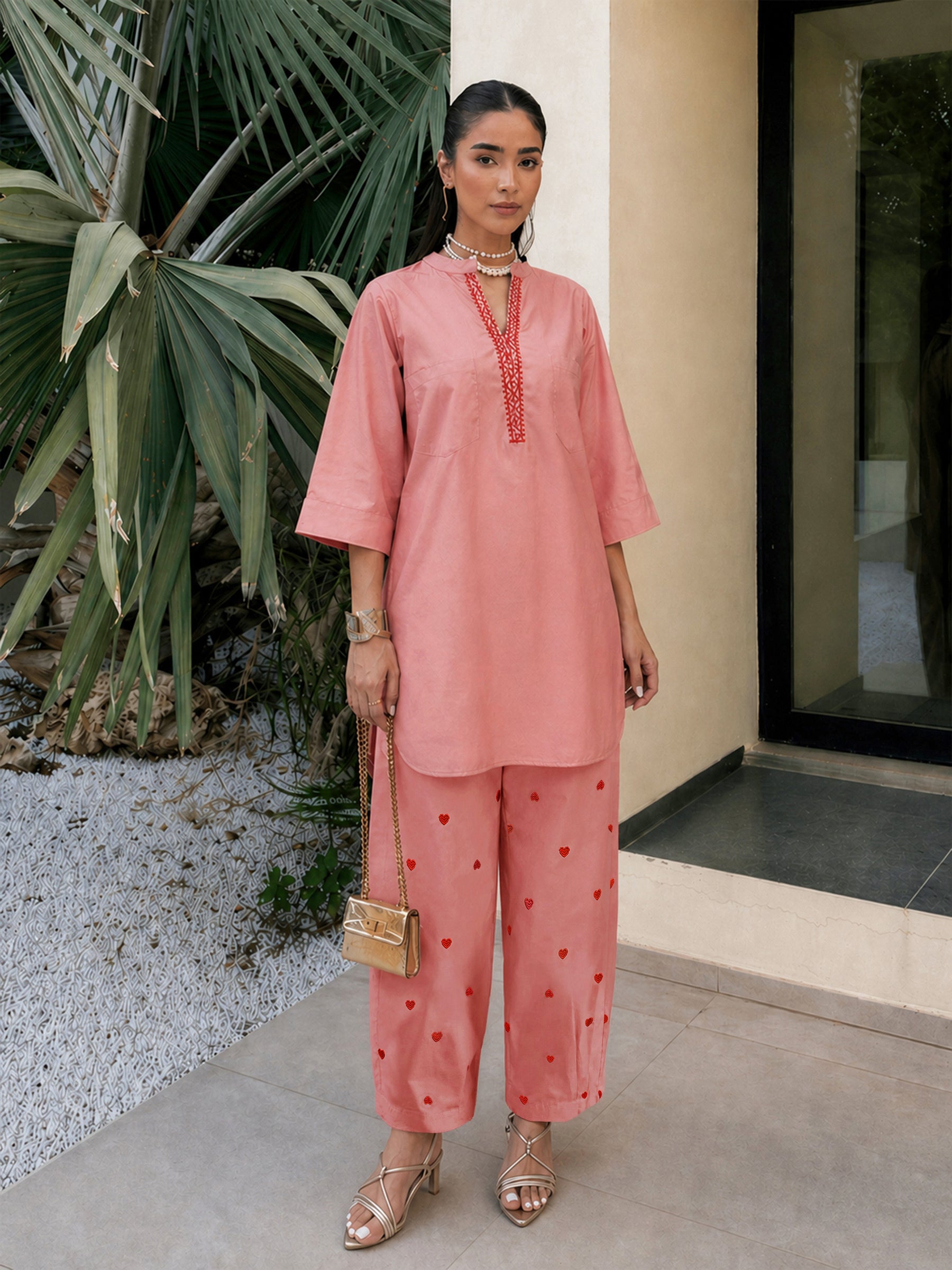 Women Onion Pink Embroidered Short Kurta With Straight Pants