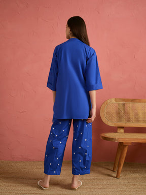 Women Royal Blue Embroidered Short Kurta With Straight Pants