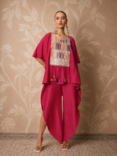 Women Fuchsia Embroidered Patch Kaftan With Tulip Pants