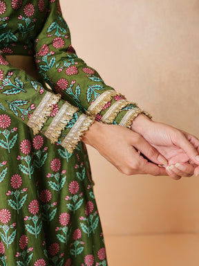 Women Olive Floral Round Neck Crop Top With Anarkali Skirt & Dupatta