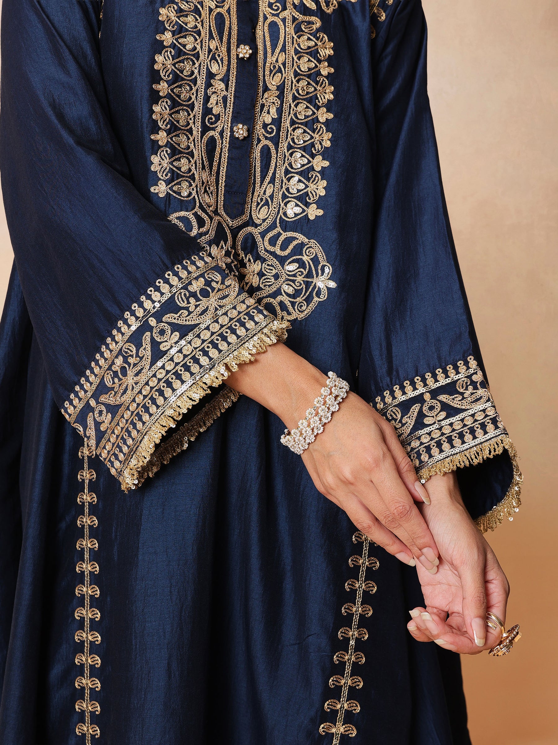 Women Navy Embroidered Choga Kurta With Straight Pant & Dupatta