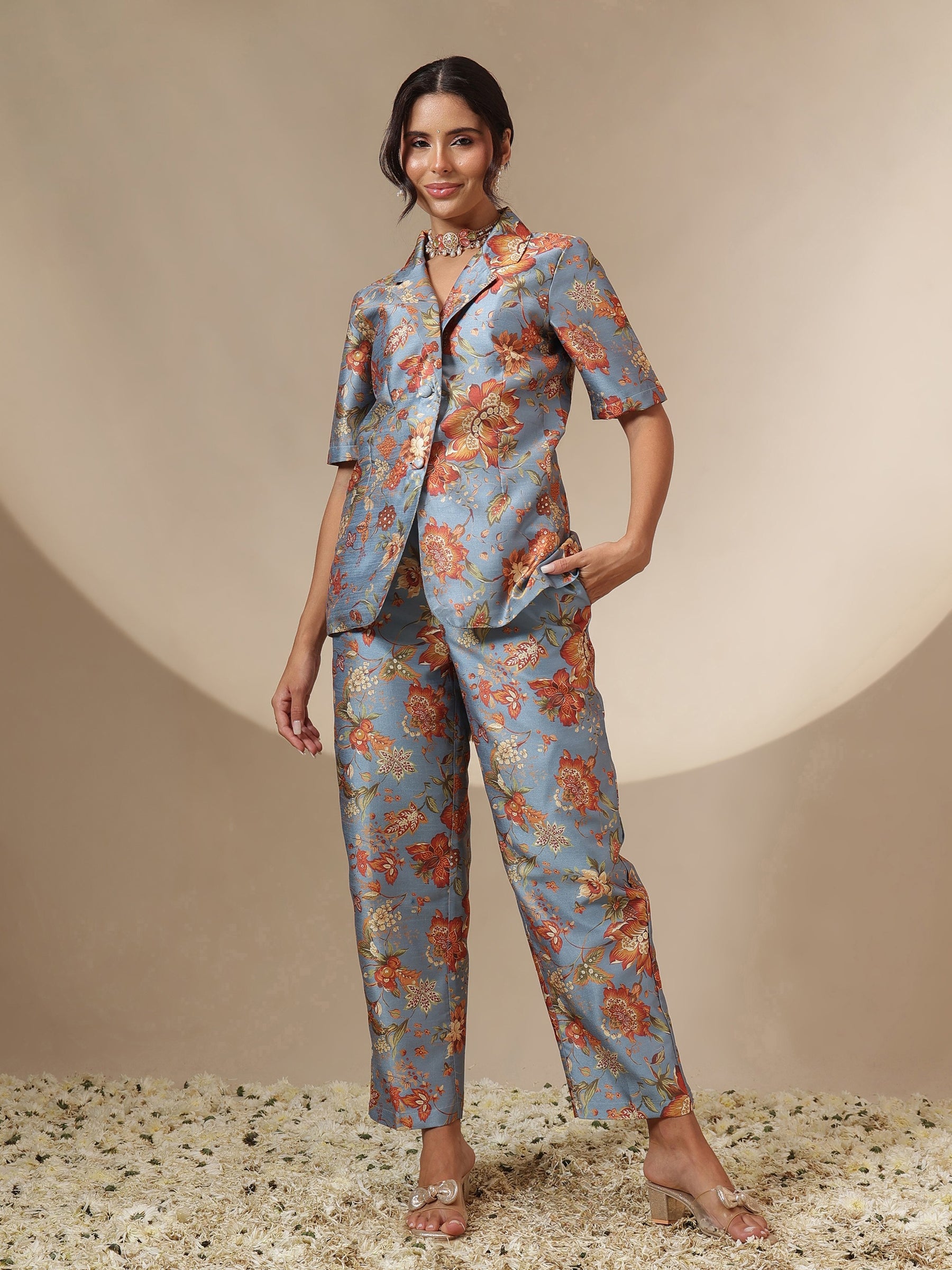 Women Grey Floral Blazer With Straight Pants
