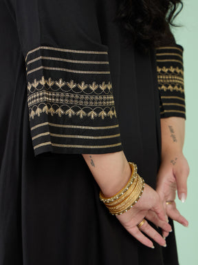 Women Black Zari Embroidered Sleeves A Line Top With Pants