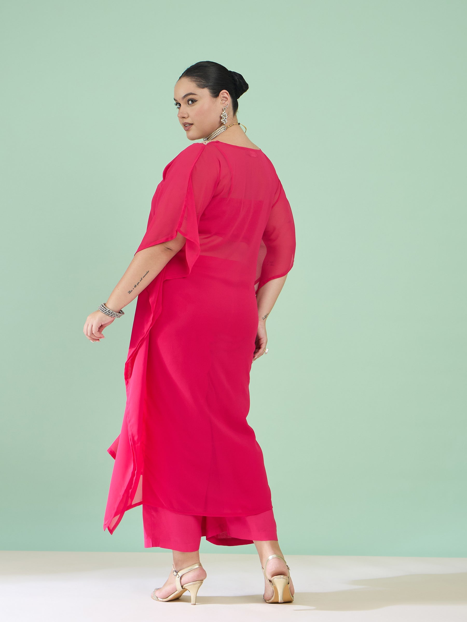 Women Fuchsia Kaftan With Cami & Straight Pants