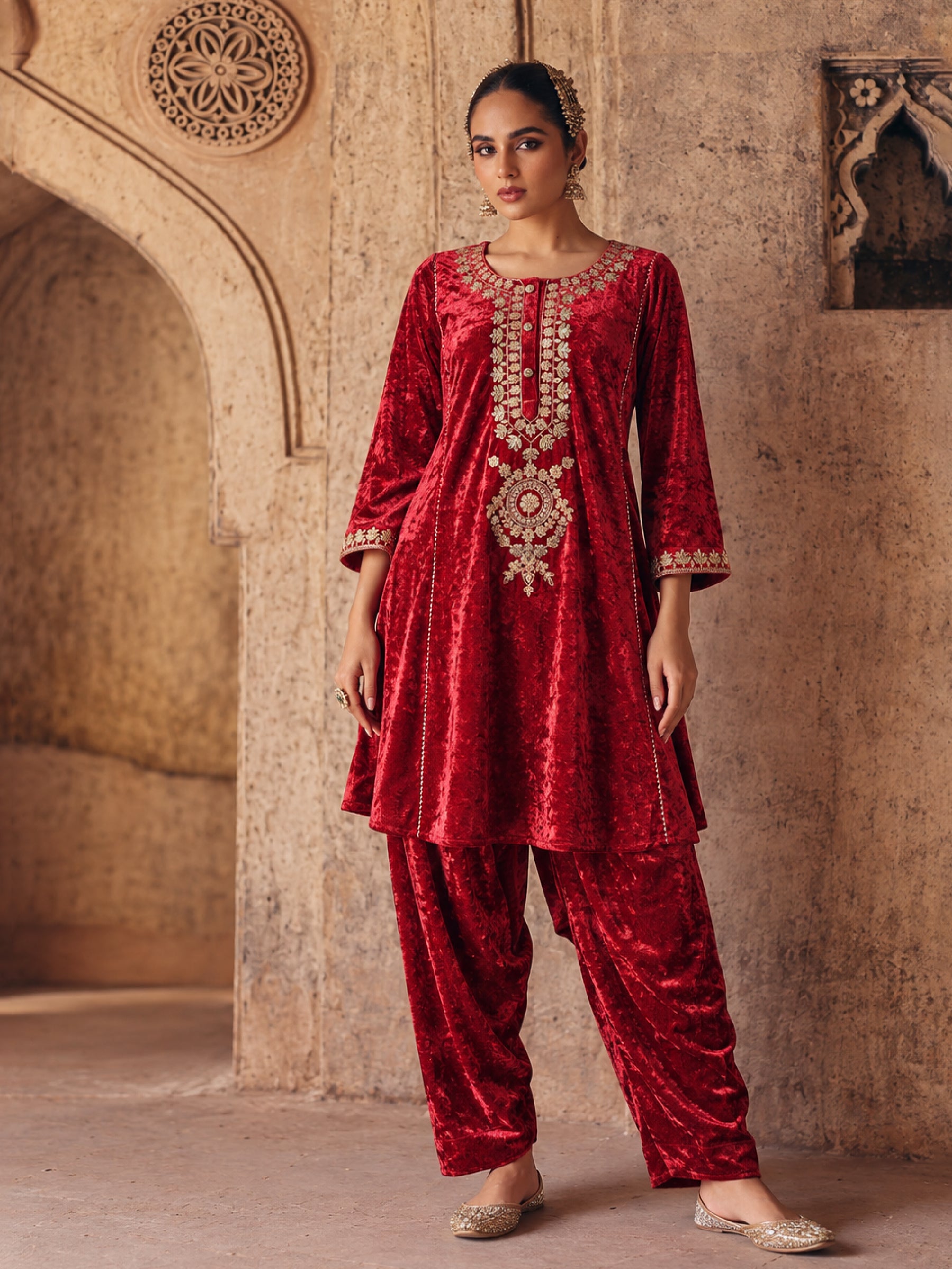 Red Velvet Embroidered Choga Kurta With Farshi Salwar-Shae by SASSAFRAS