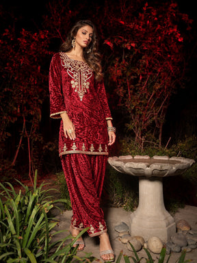 Maroon Velvet Short Embroidered Kurta With Farshi Salwar-Shae by SASSAFRAS