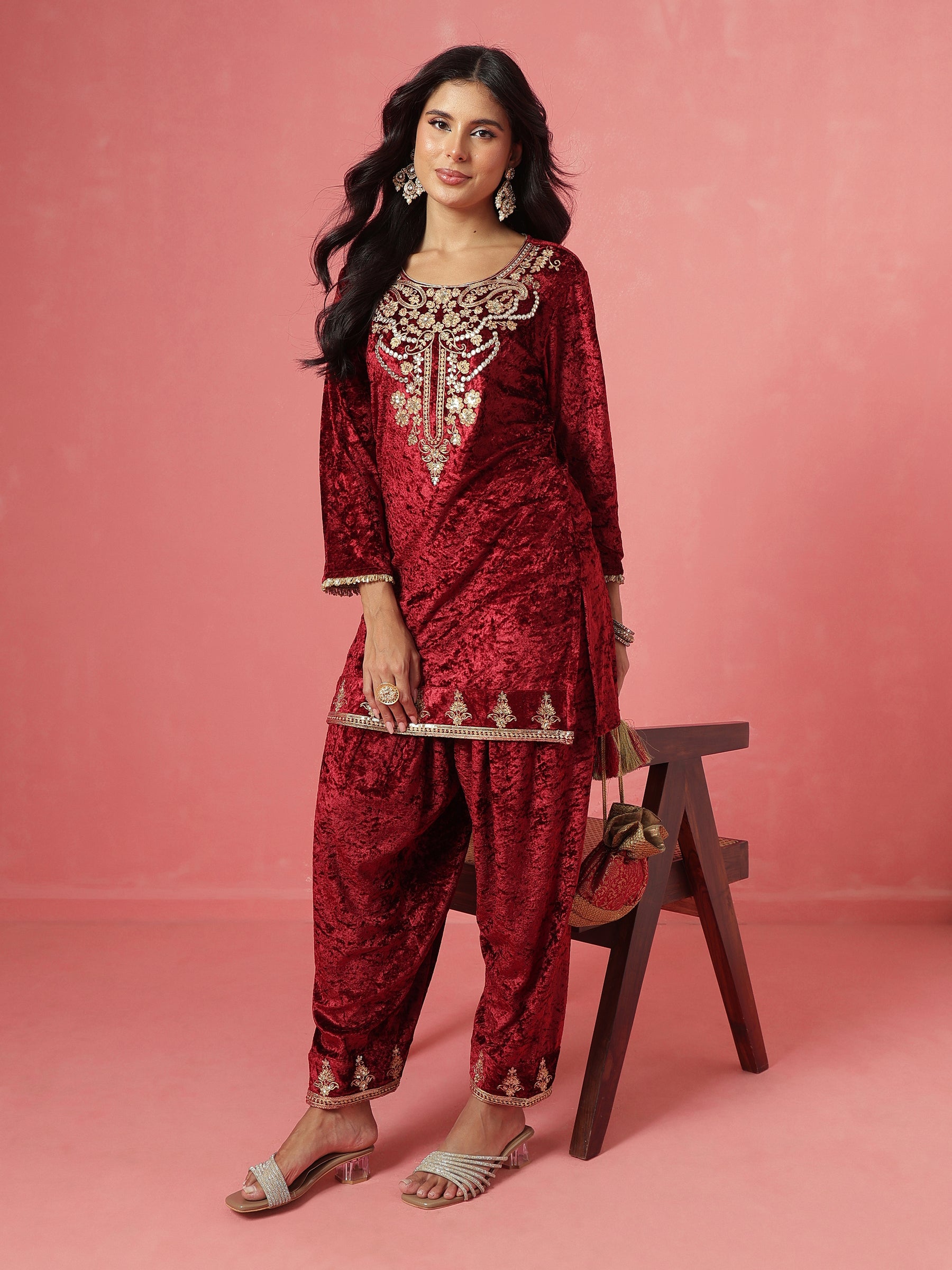 Maroon Velvet Short Embroidered Kurta With Farshi Salwar-Shae by SASSAFRAS