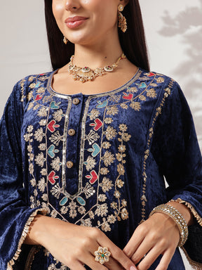 Navy Velvet Embroidered Choga Kurta With Straight Pants-Shae by SASSAFRAS
