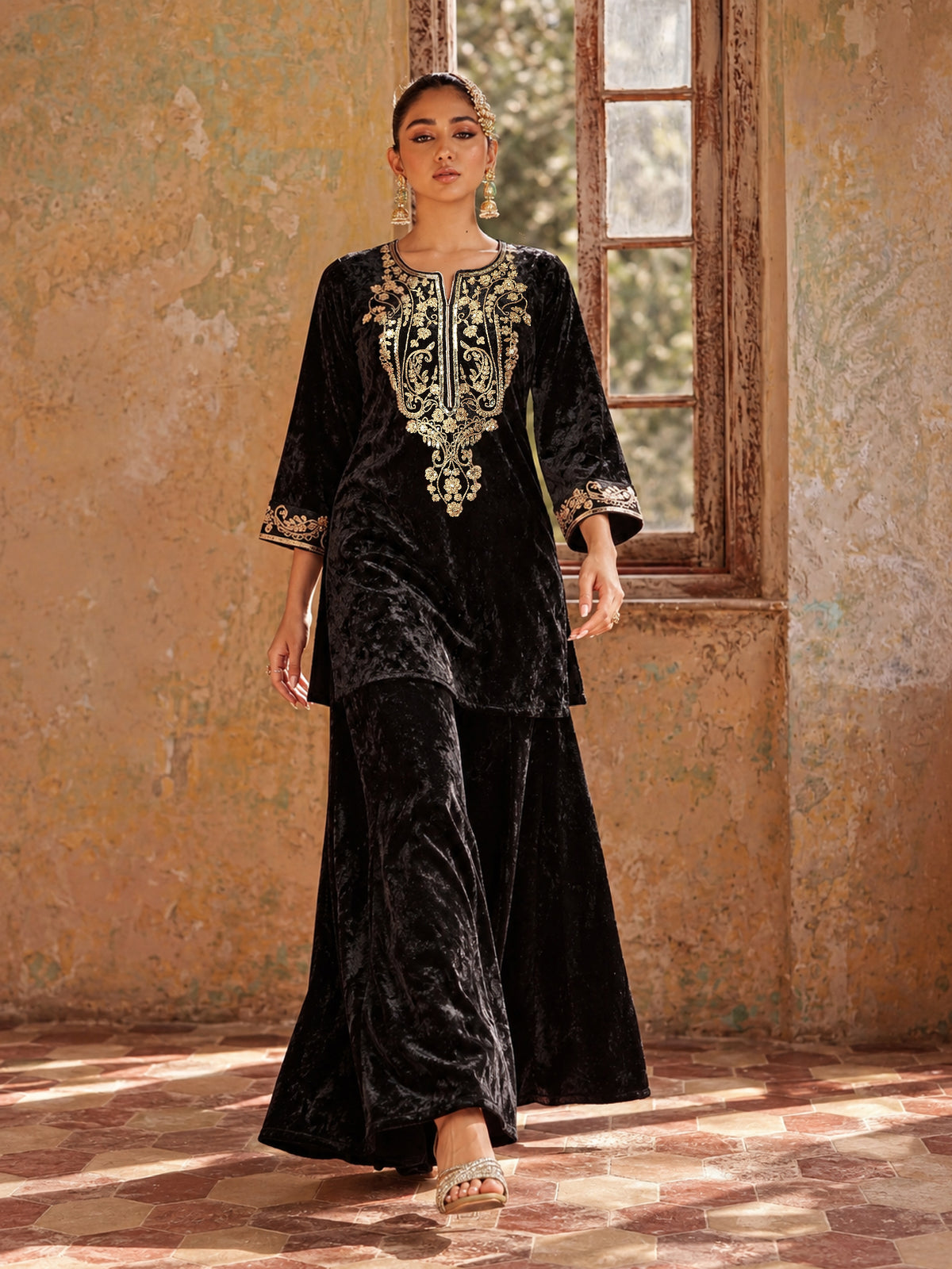 Black Velvet Embroidered Neck Short Kurta With Palazzo-Shae by SASSAFRAS