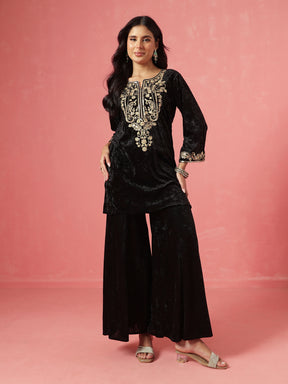 Black Velvet Embroidered Neck Short Kurta With Palazzo-Shae by SASSAFRAS