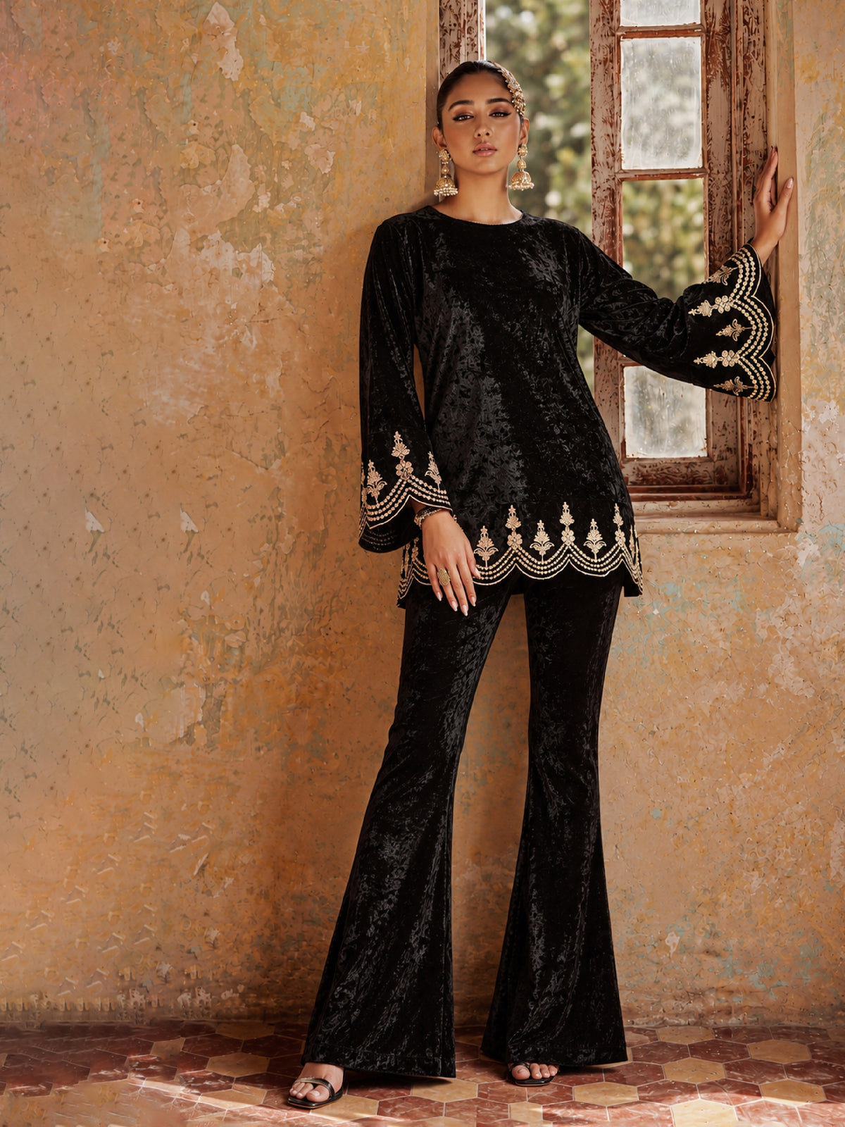 Black Velvet Hem Embroidered Short Kurta With Bell Bottom-Shae by SASSAFRAS