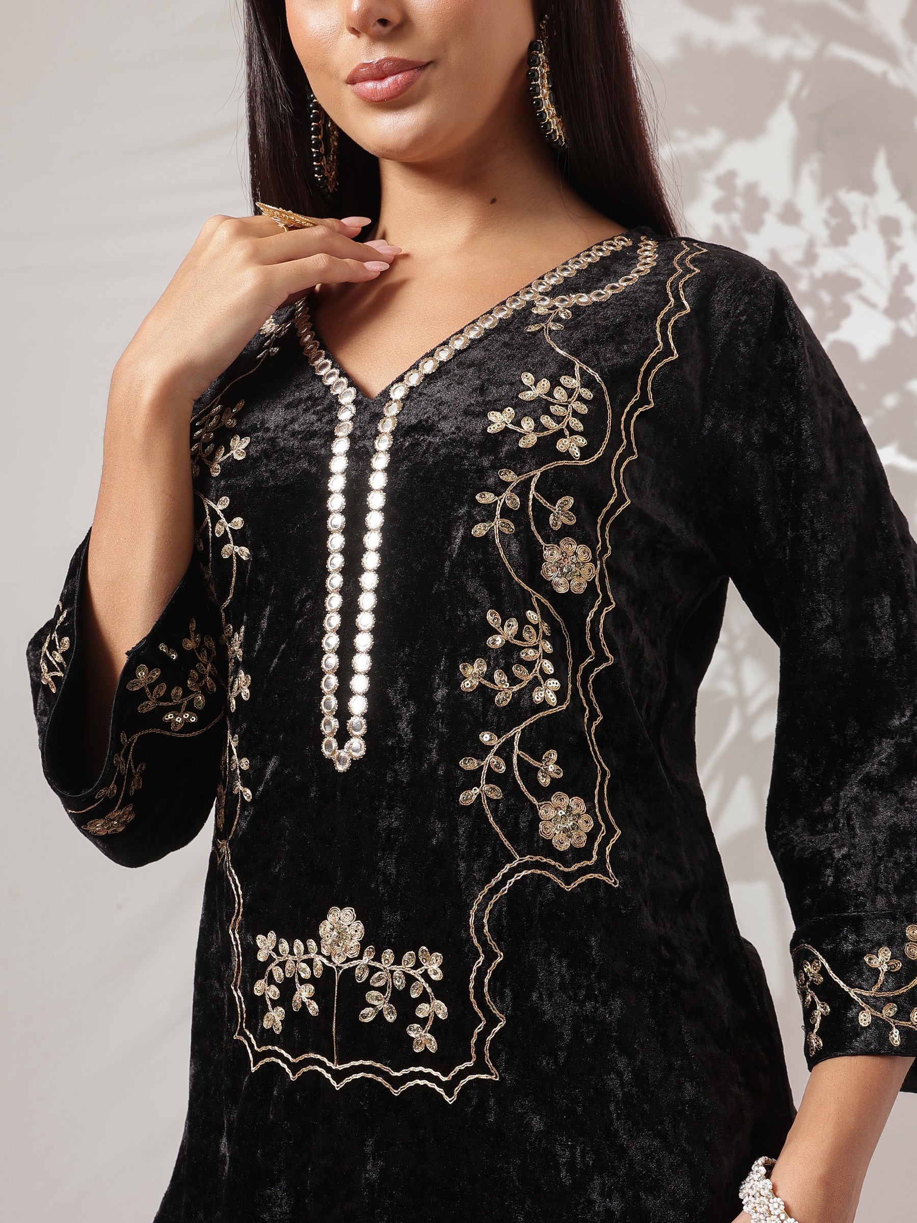 Black Velvet Short Embroidered Kurta With Flared Pants-Shae by SASSAFRAS