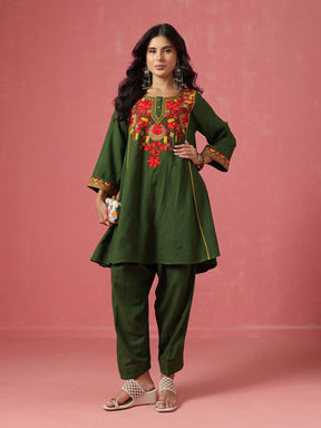 Green Woollen Embroidered Choga Kurta With Farshi Salwar-Shae by SASSAFRAS
