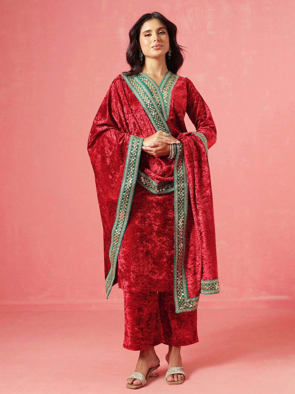 Red Velvet Straight Kurta With Straight Pants & Dushala-Shae by SASSAFRAS