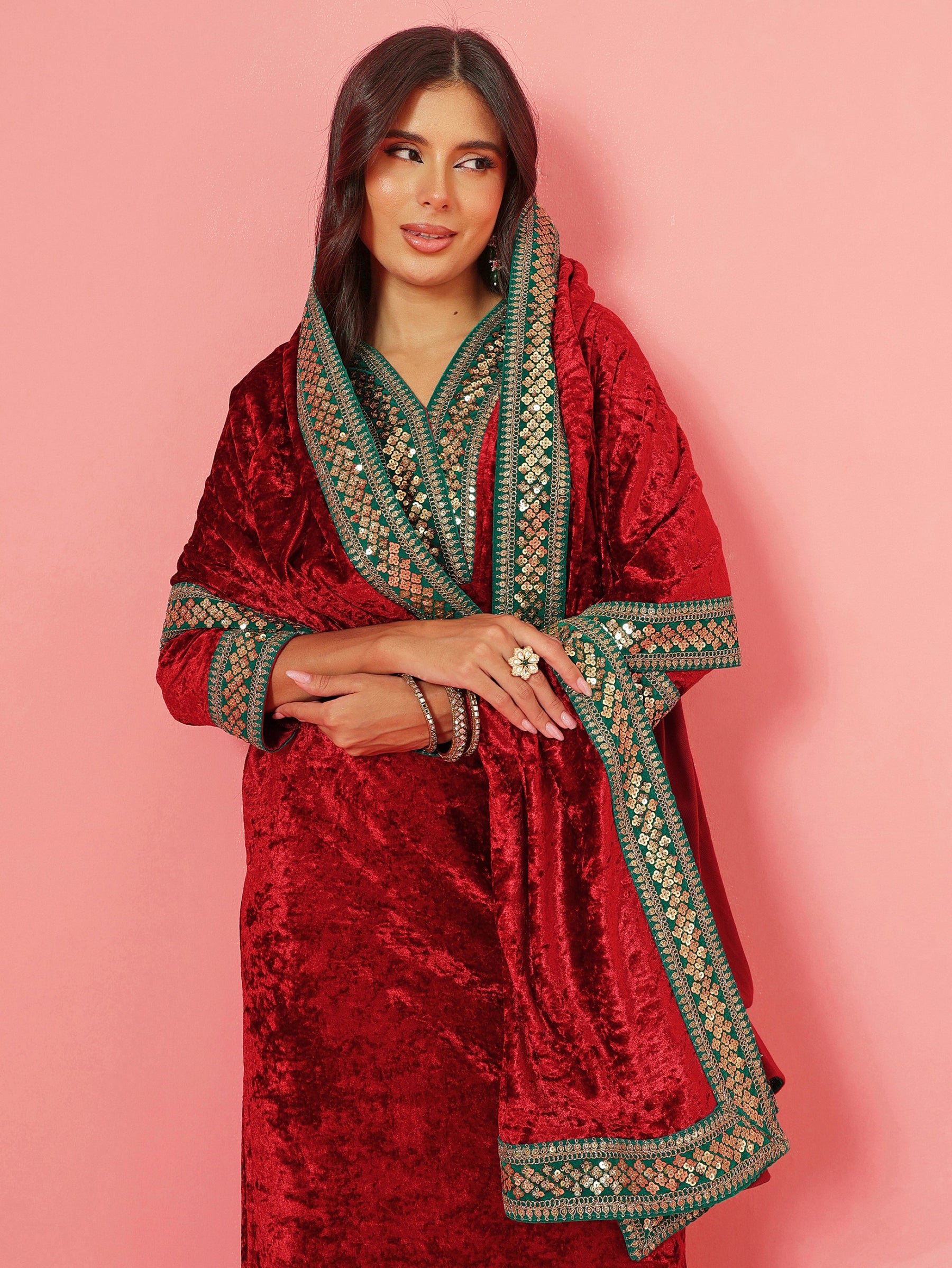 Red Velvet Straight Kurta With Straight Pants & Dushala-Shae by SASSAFRAS