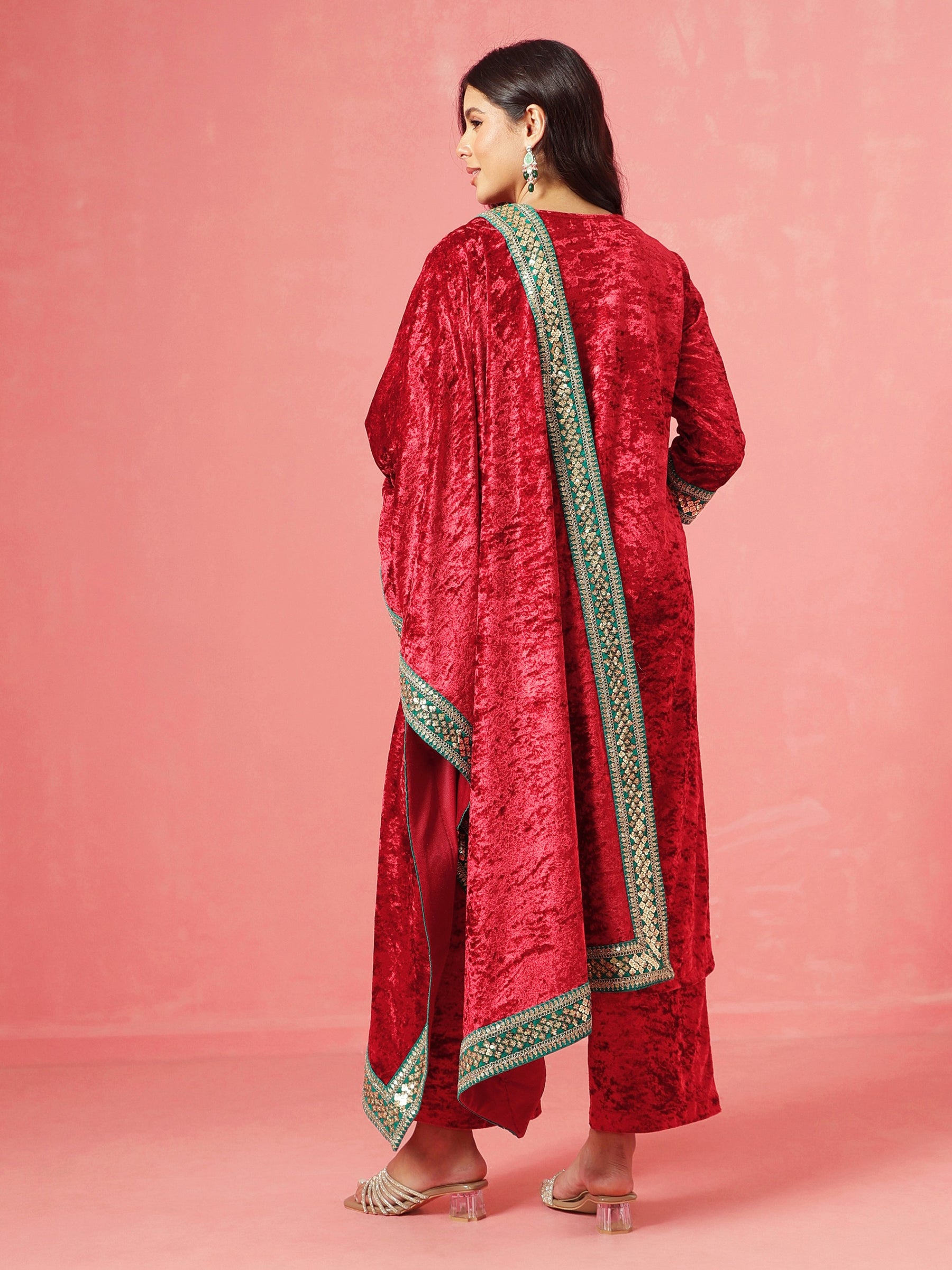 Red Velvet Straight Kurta With Straight Pants & Dushala-Shae by SASSAFRAS