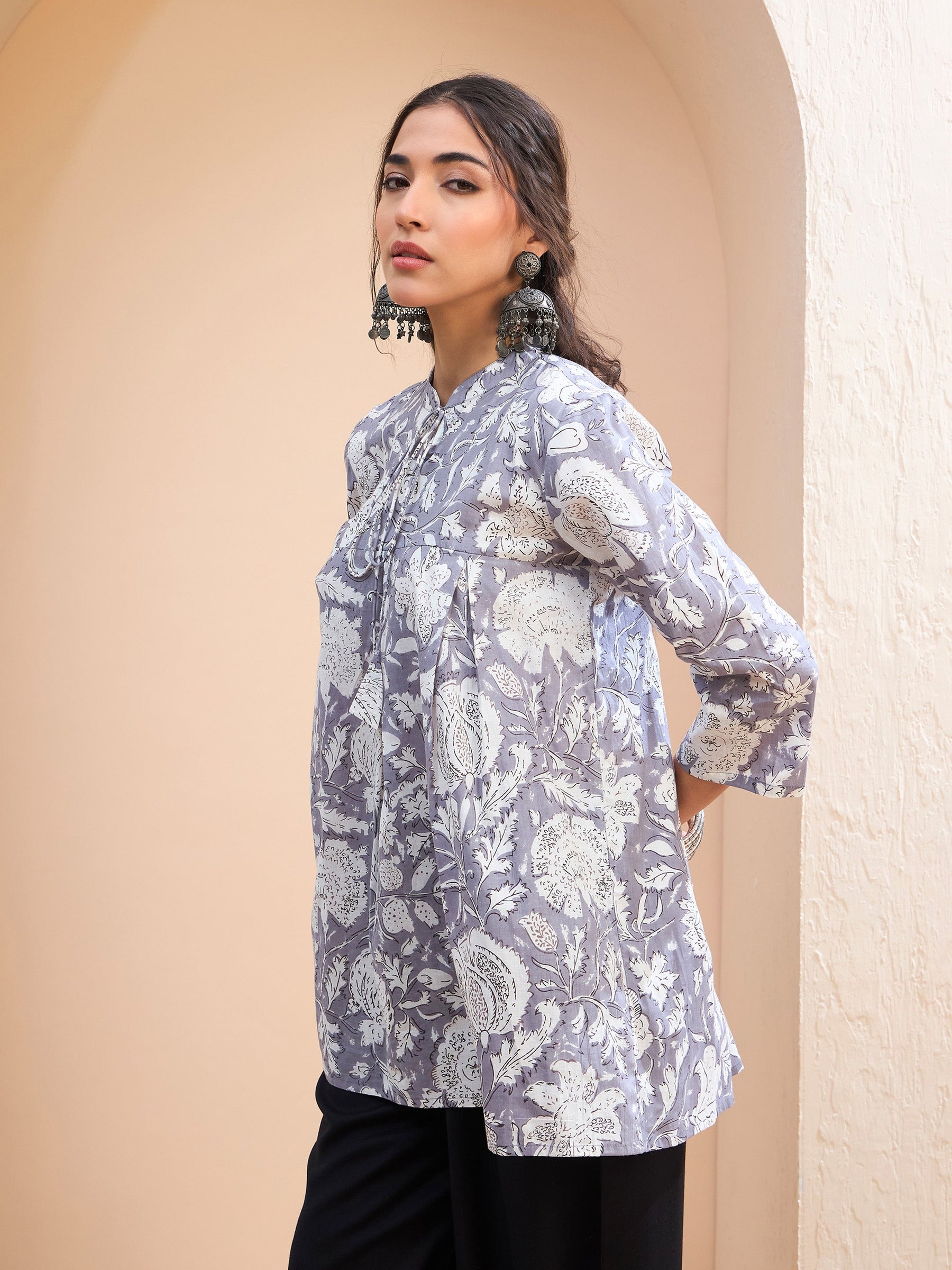 Grey Floral Cambric Front Tie Knot Kurti -Shae by SASSAFRAS