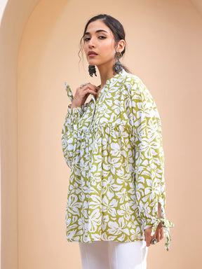 Green Floral Cambric Sleeves Knot Peplum Kurti-Shae by SASSAFRAS