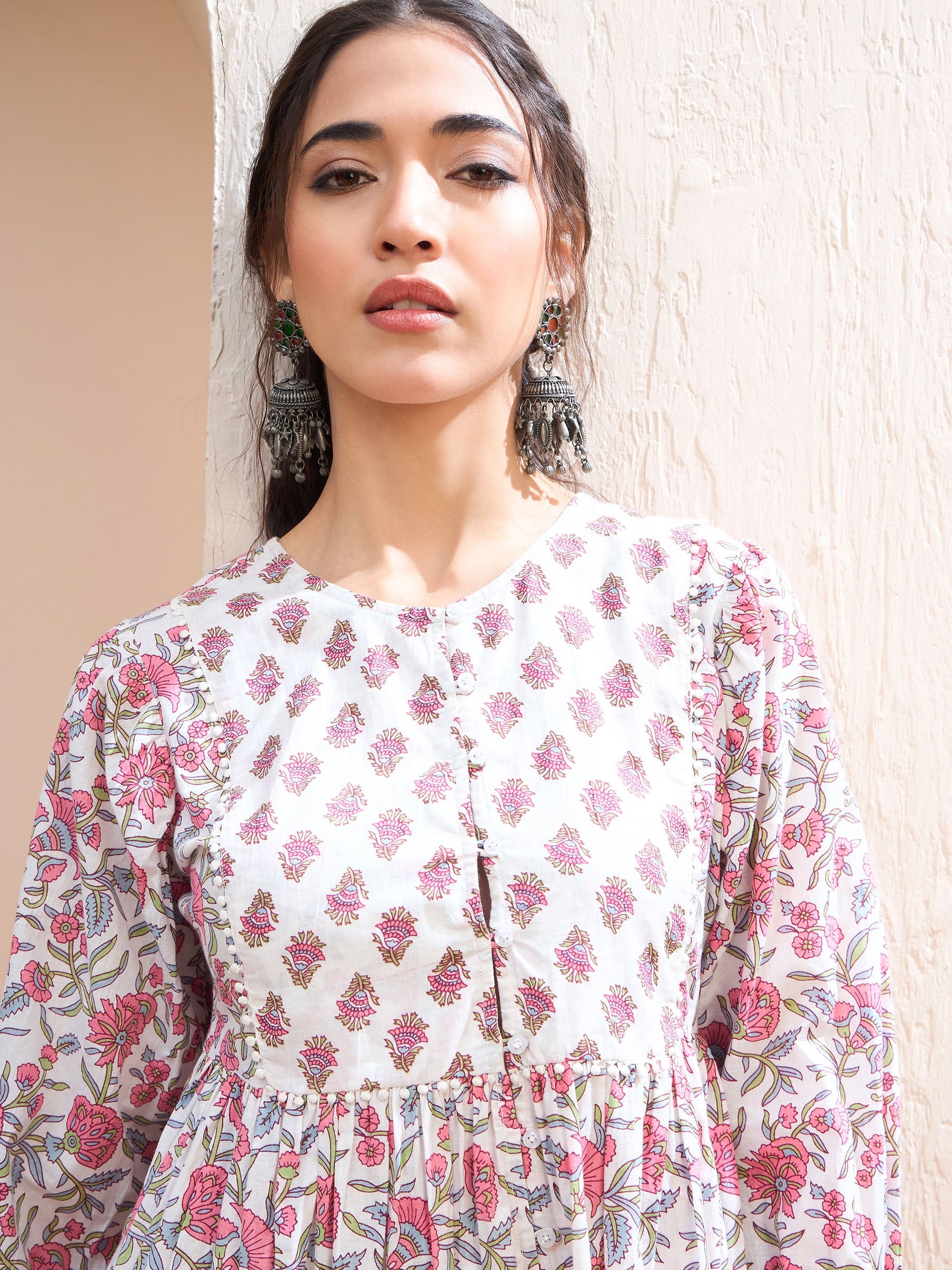 White Floral Buttonned Lace Neck Gathered Kurti -Shae by SASSAFRAS