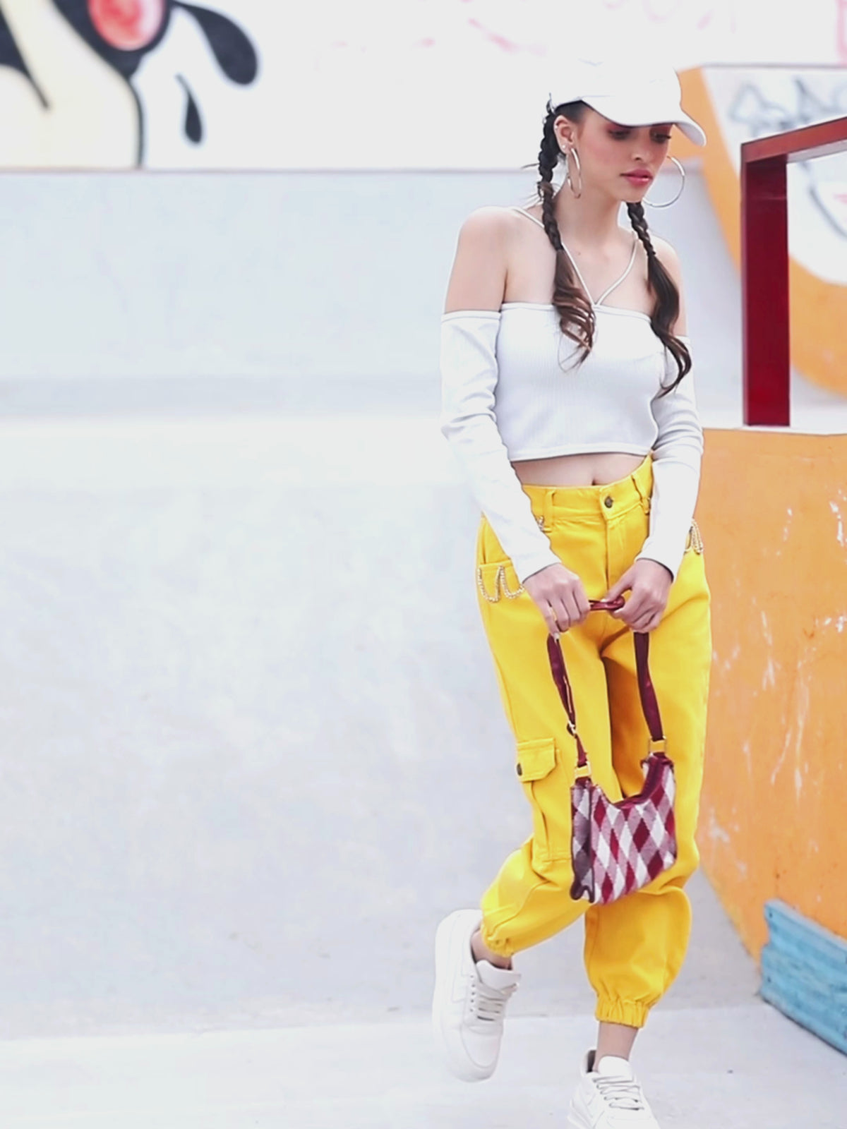 Girls Mustard Chain Detail Jogger Jeans