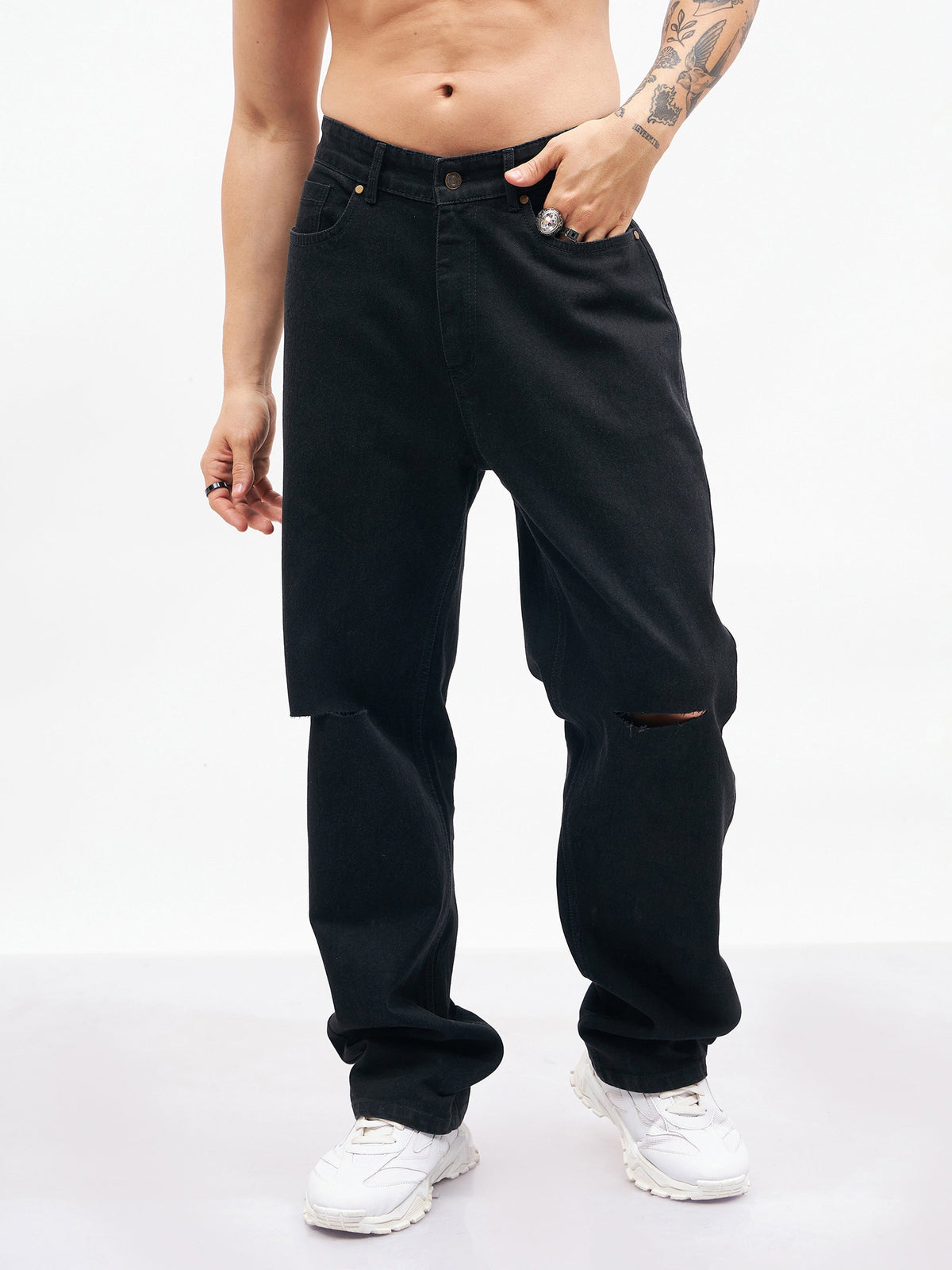 Black Knee Slit Relax Fit Jeans-MASCLN SASSAFRAS
