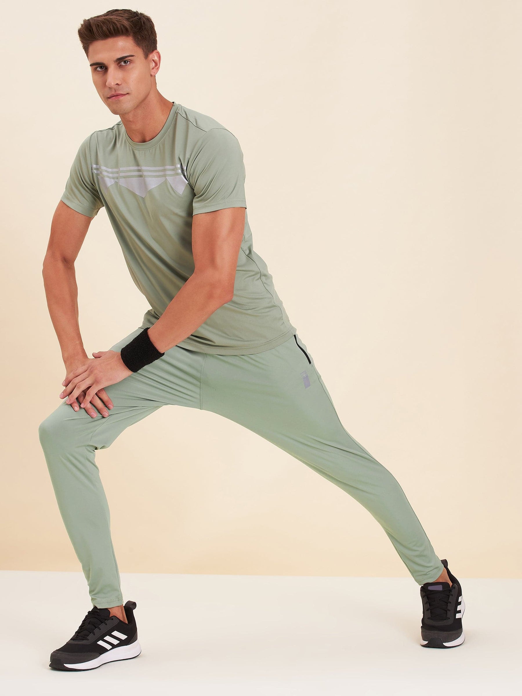 Men Olive Dry Fit Stretchable Slim Track Pants-Men's Track Pants-SASSAFRAS