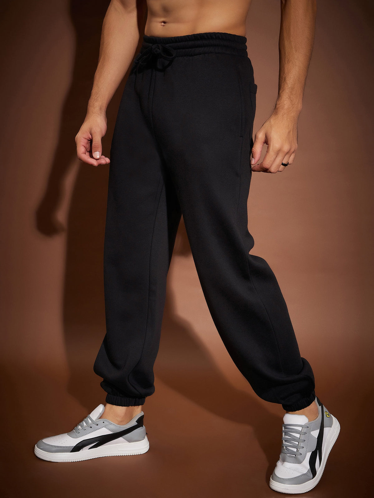 Black BASIC Oversized Joggers-MASCLN SASSAFRAS