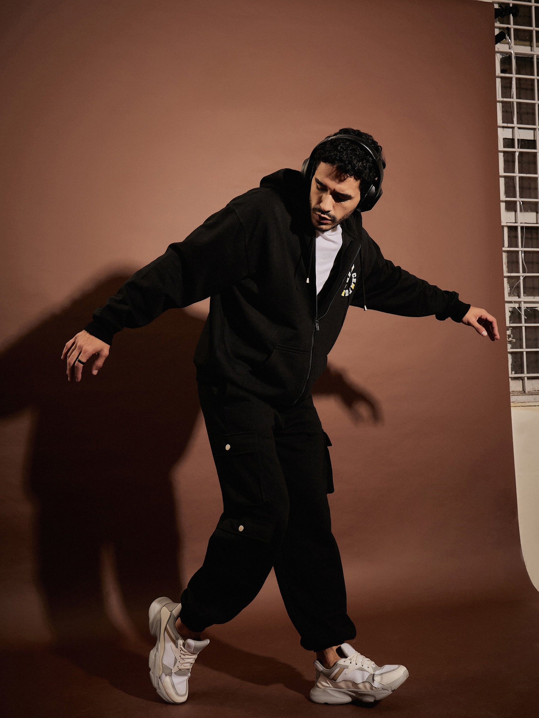 Black CENTURY Oversized Zipper Hoodie With Joggers-MASCLN SASSAFRAS