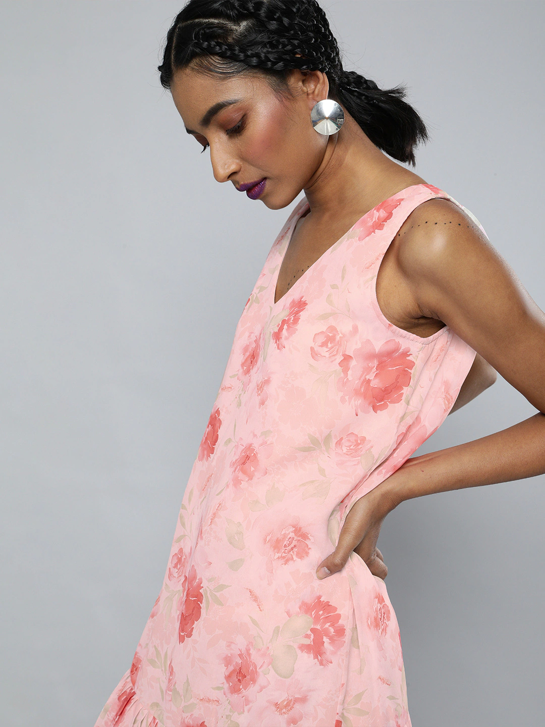 Buy UF Women Cream Coloured  Pink Floral Print Maxi Dress  Dresses for  Women 11099600  Myntra