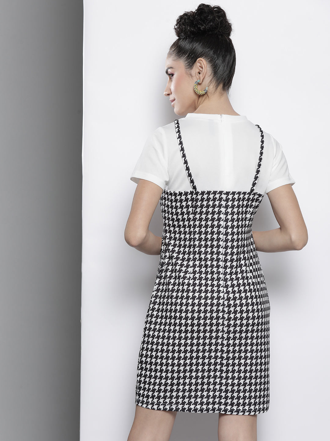 Women Black & White Geo Knit Mock Dungaree Dress