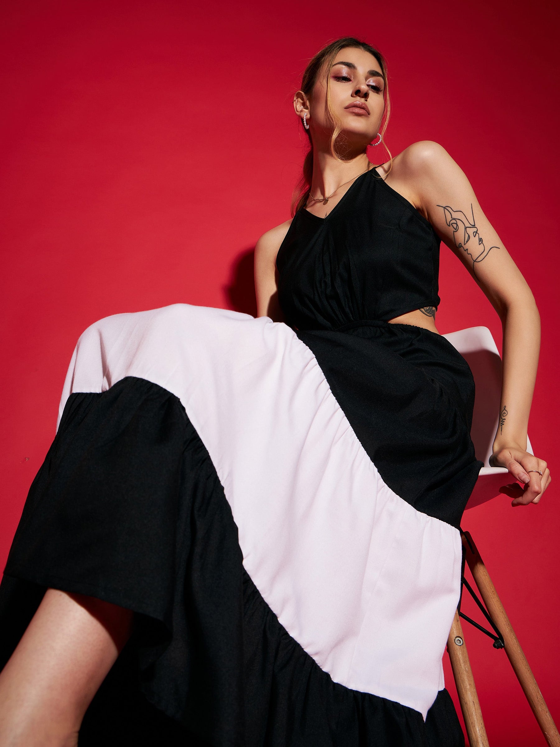 Buy Women Black & White Colour Block Tiered Maxi Dress Online at Best Price Buy Women Black & White Colour Block Tiered Maxi Dress Online at Best Price
