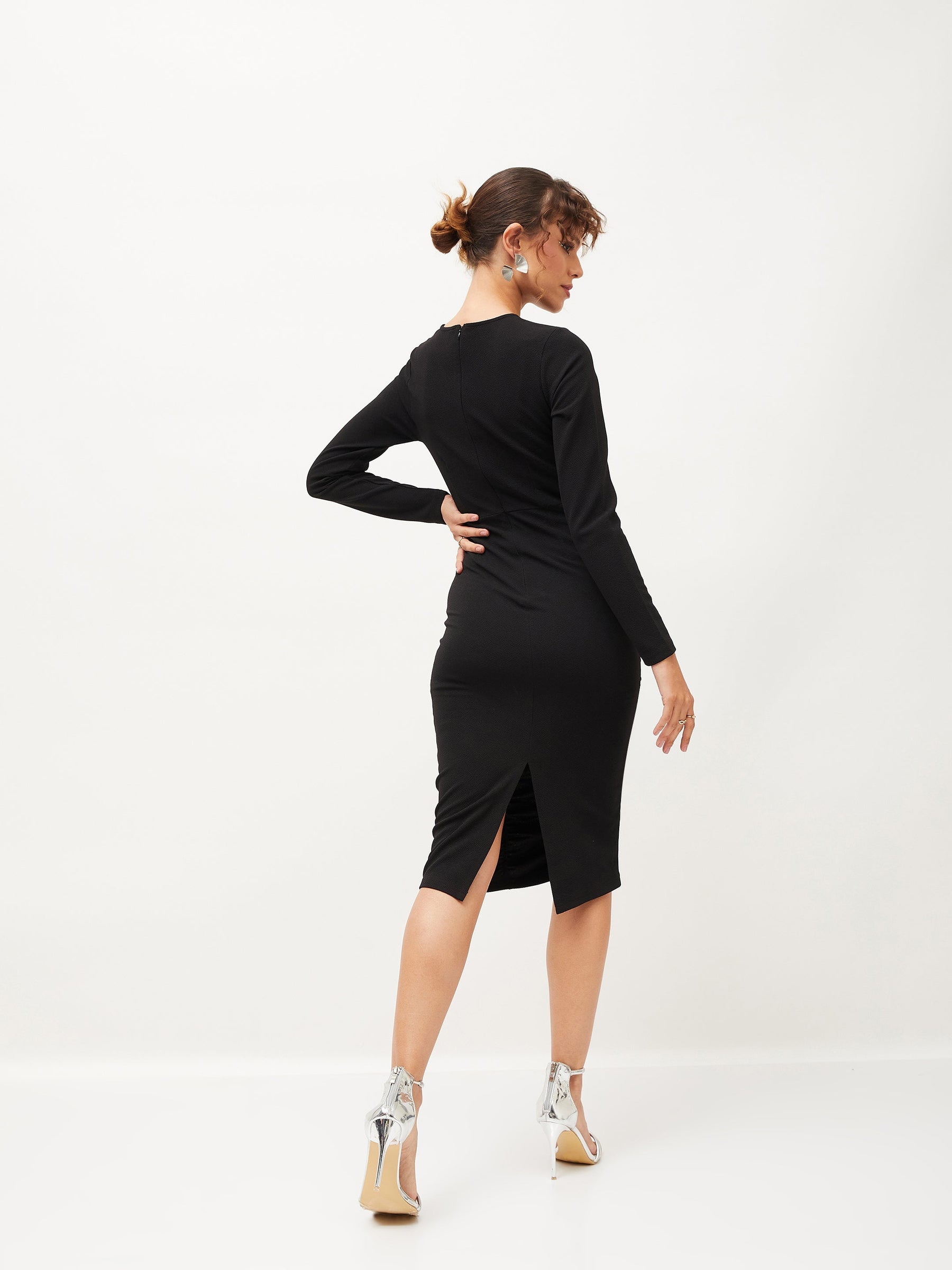 Black Knitted Ruched Midi Dress-SASSAFRAS