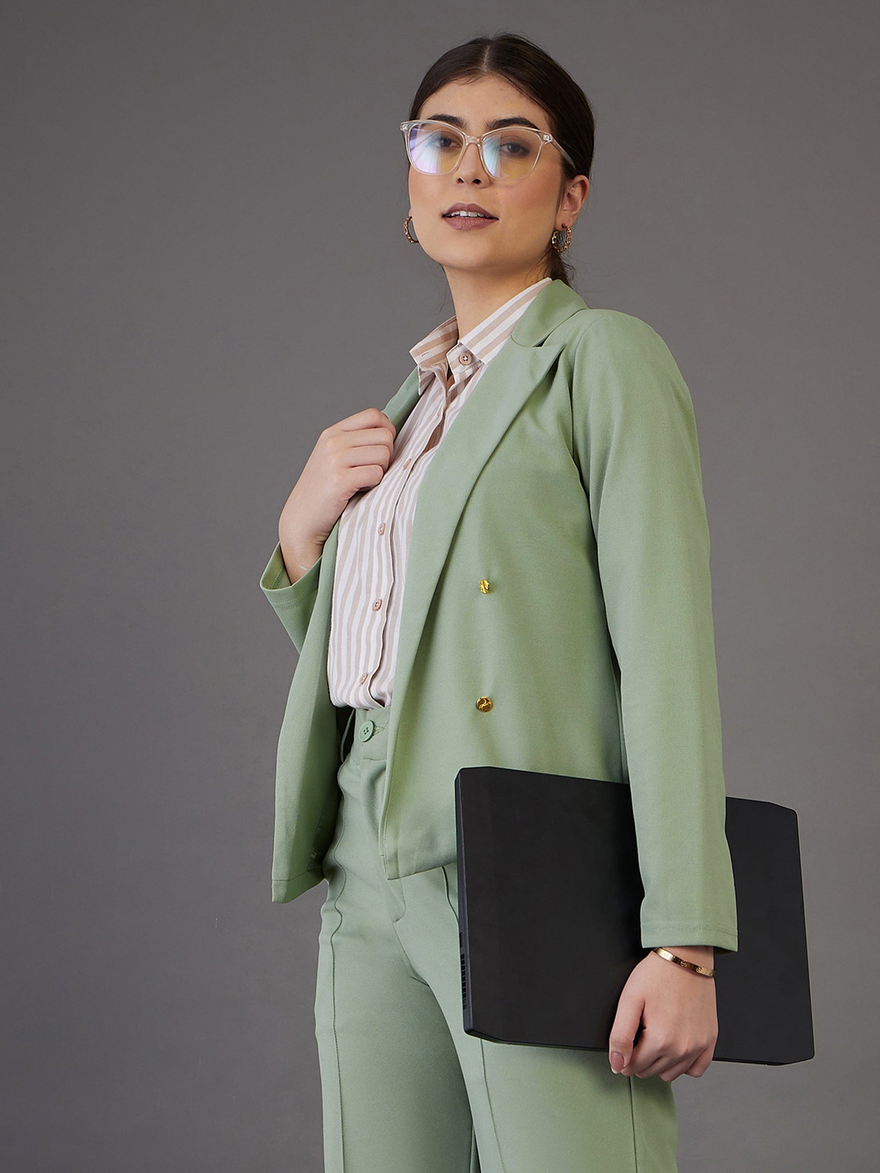 Women Green Notch Collar Single-Breasted Blazer - Main Image