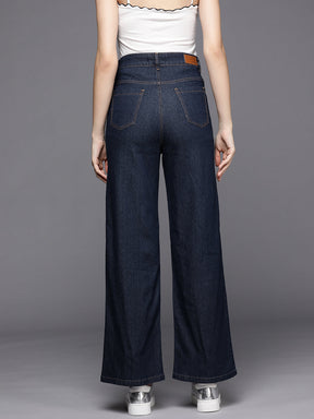 Women Blue Contrast Stitch Detail Straight Jeans