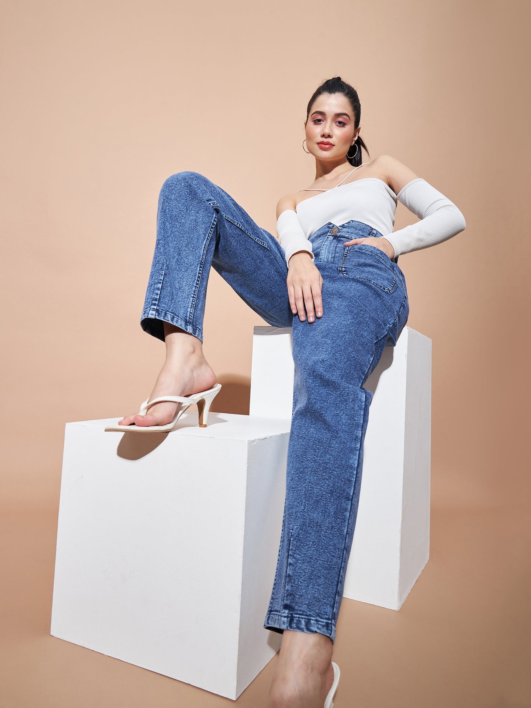 Women Blue High PaperBagWaist Baggy Jeans - Main Image