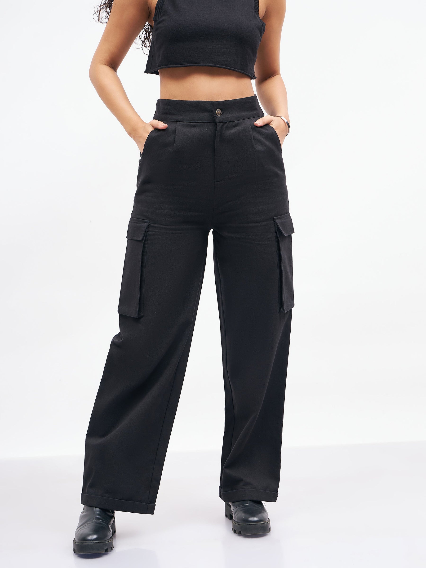 Buy Women Black Side Slit Straight Fit Trousers - Trends Online India -  FabAlley